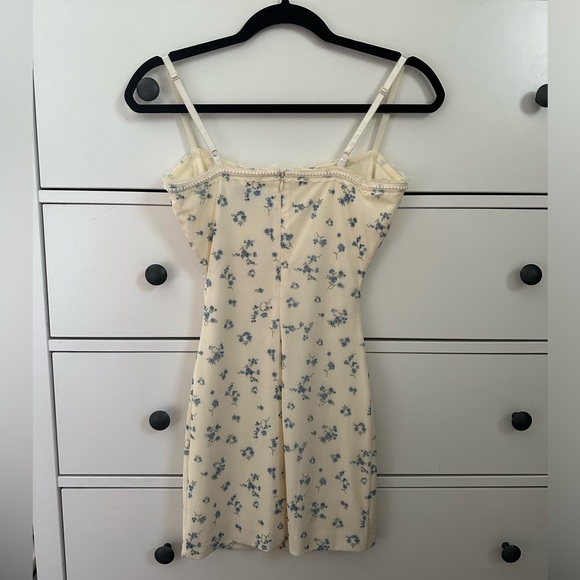 Danielle Guizio Floral Mini Dress with Pearl Trim NWOT XS - Picture 2 of 7